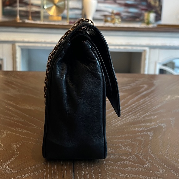 CHANEL Double Flap 27 Quilted CC Logo Lambskin Chain Shoulder Bag - Picture 15 of 17